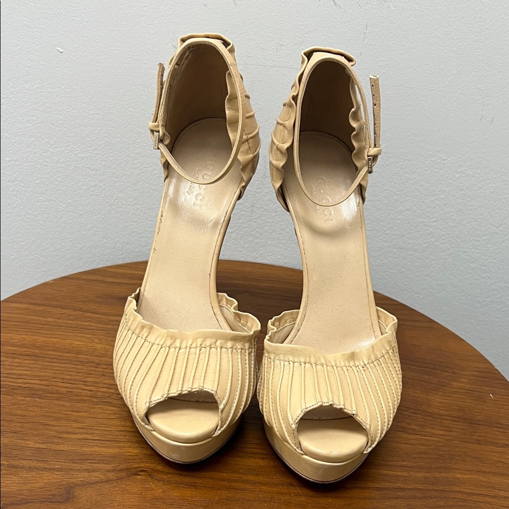 Gucci Beige Peep-Toe Heels